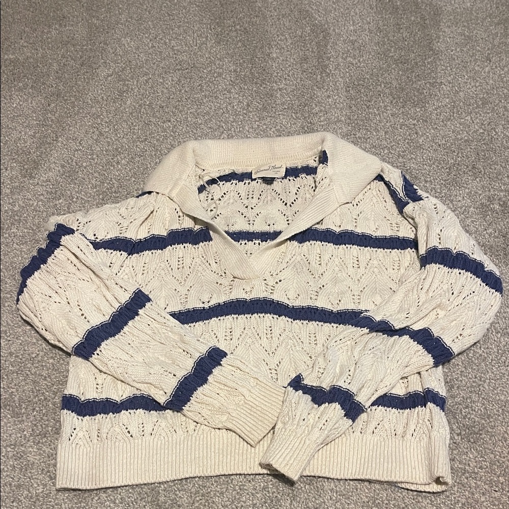 Universal Thread V-Neck Sweater in Cream and Blue